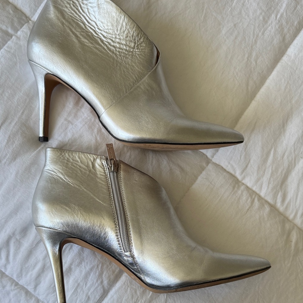 Jessica Simpson Metallic Silver Heeled Boots